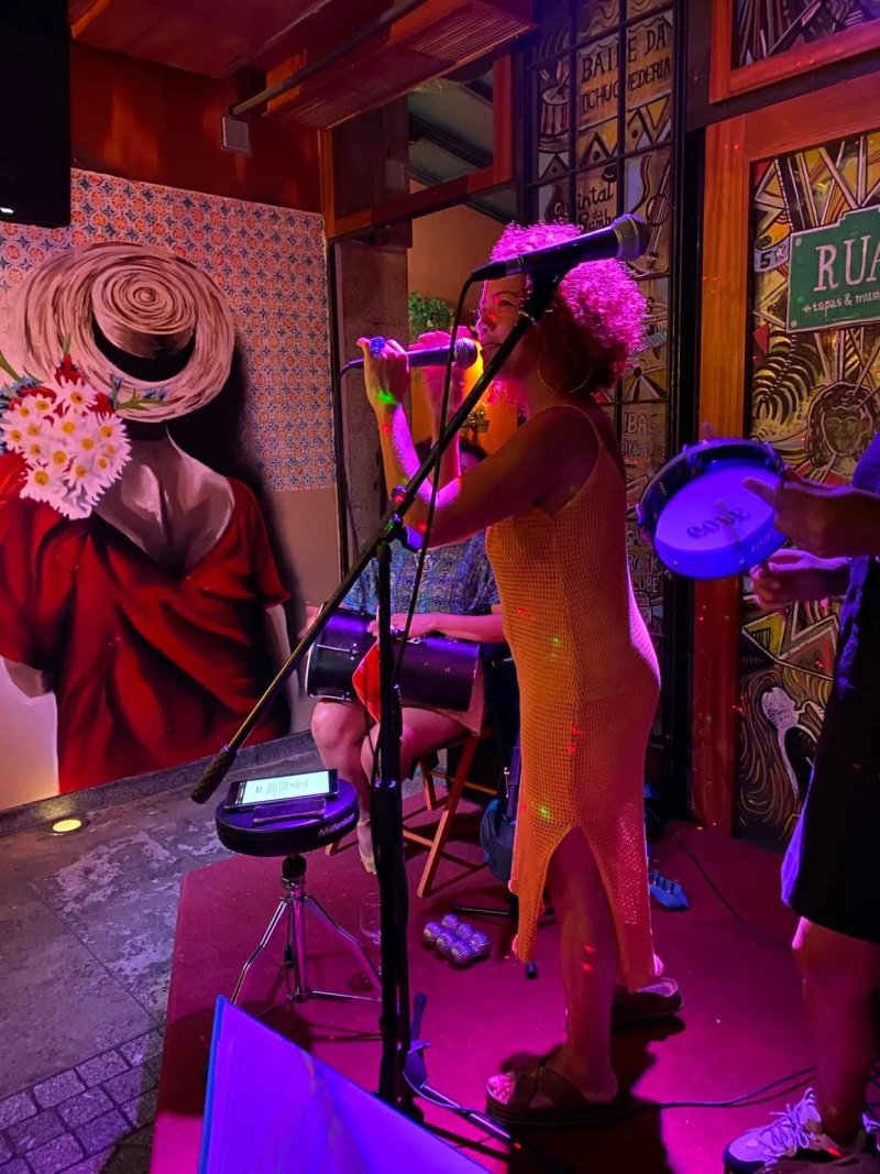 Rua- Tapas & Music Bar