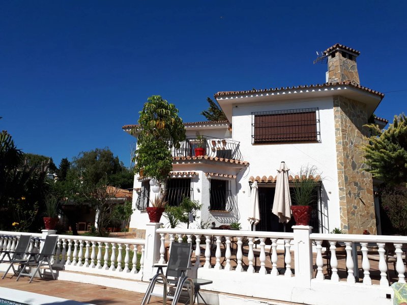 Villa Mare Bed & Breakfast