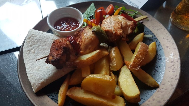 Artisan Cafe & Wine Bar