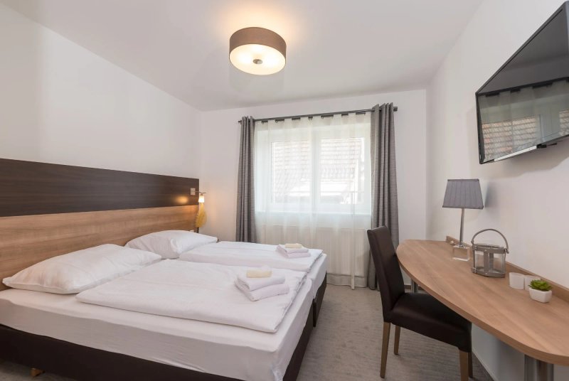 Hotel-Restaurant Kronen Stuben