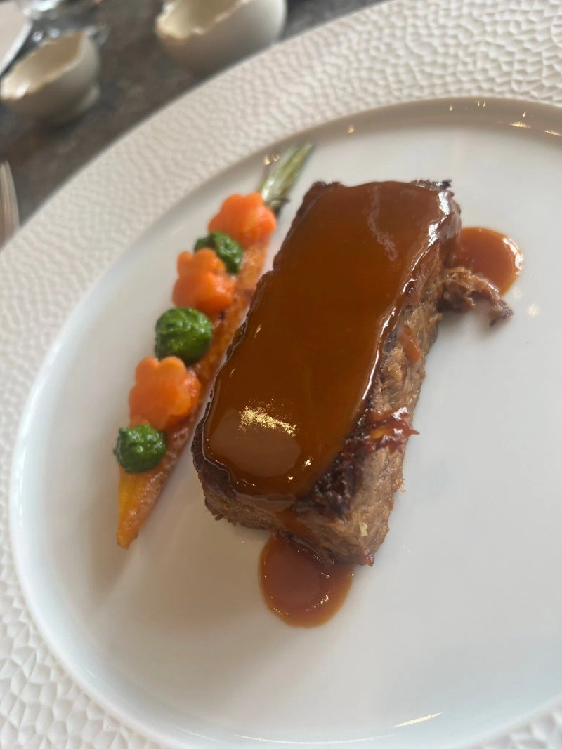 Le Montrachet Restaurant