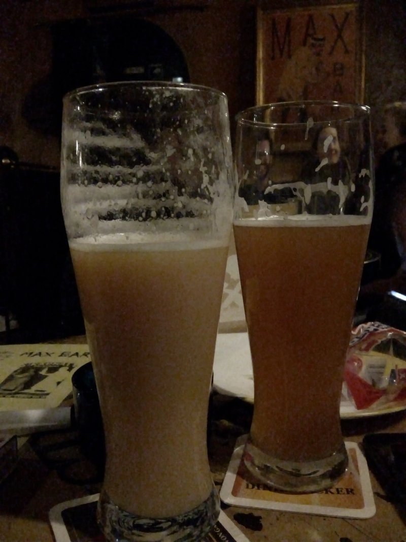 Max Bar