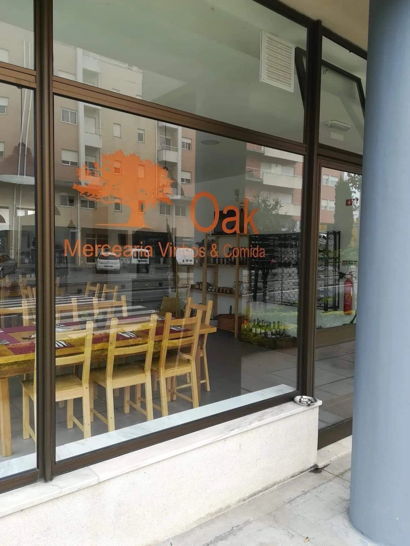 Oak - Mercearia Vinhos & Comida