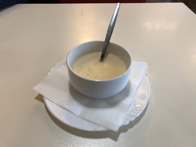 Bistro naproti
