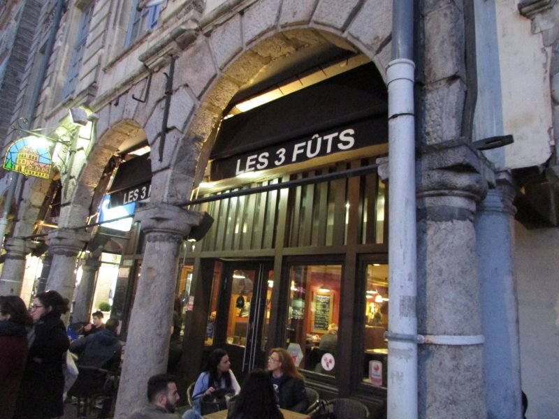 Les Trois Futs