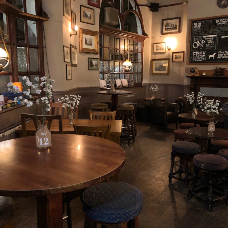 Publove @ The White Ferry Victoria