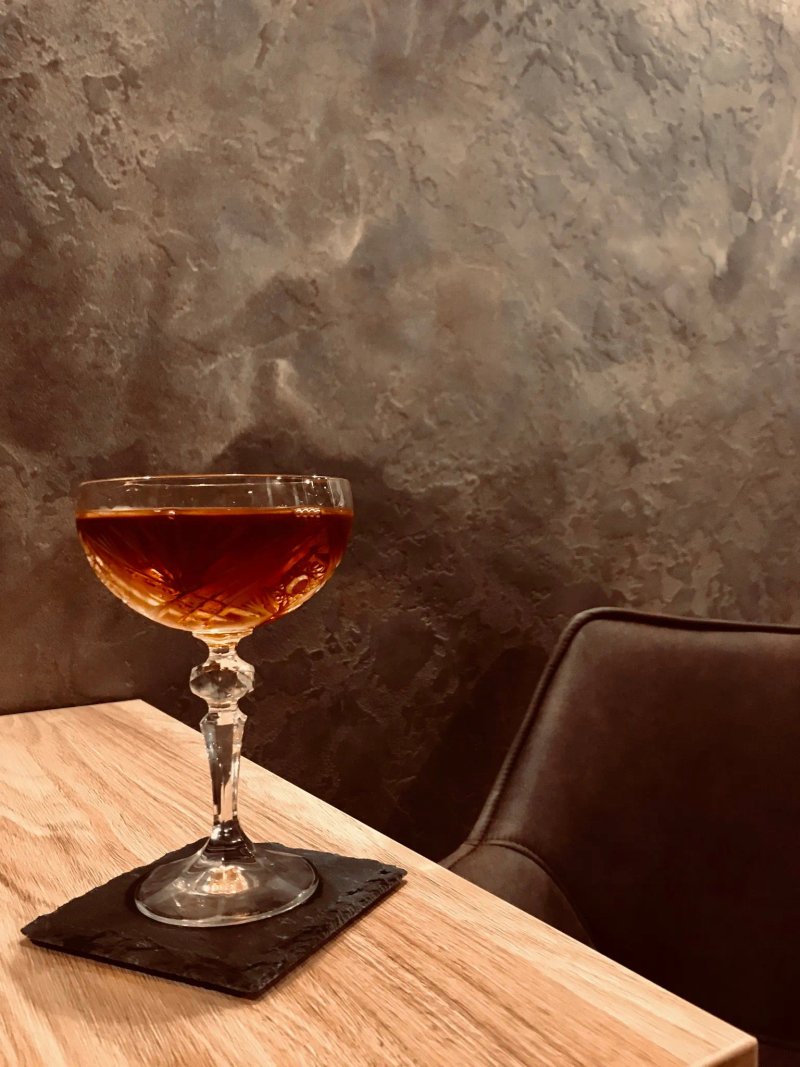 Black Wall Caffe & Cocktail Bar