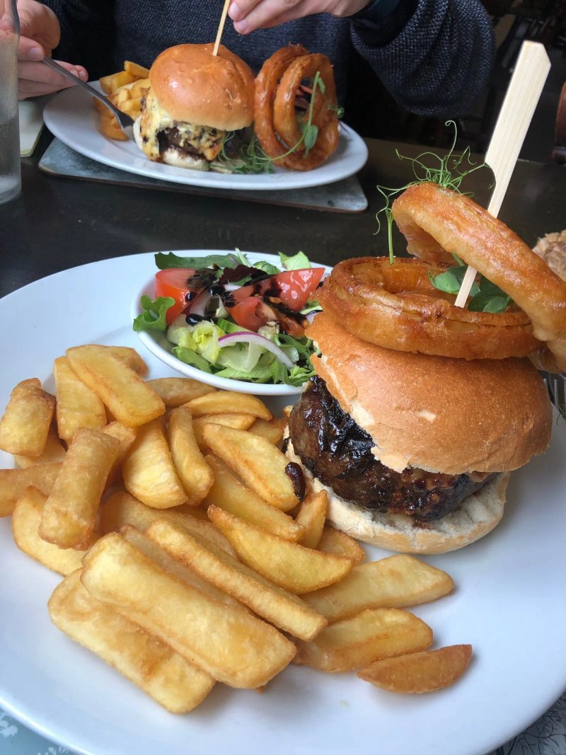 White Horse Inn