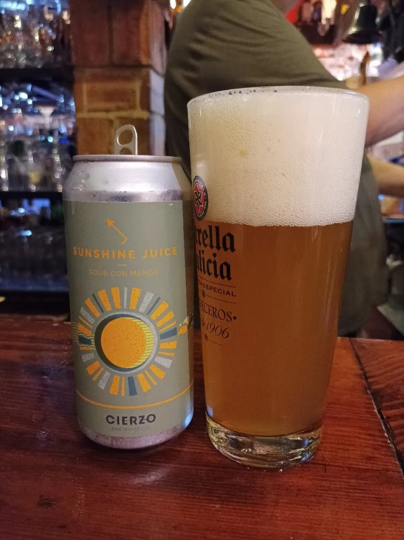 Dos Deditos Cerveceria Internacional