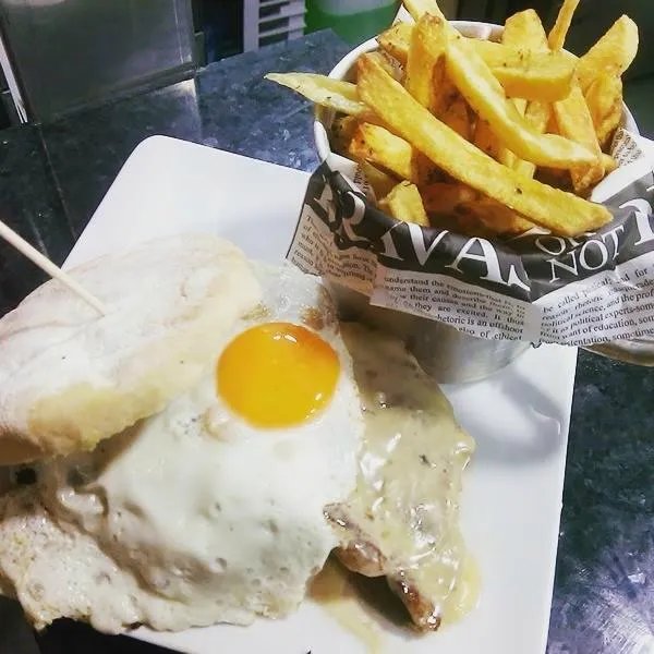 Meat-Hamburgueria, Pregaria e Companhia