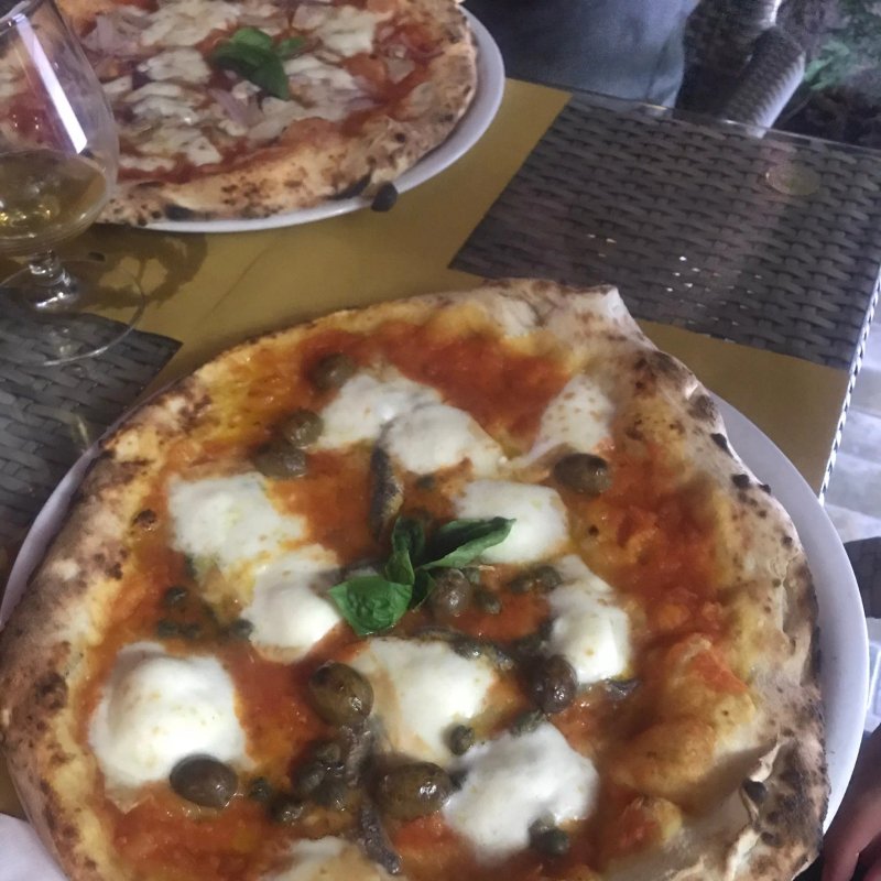 Due Bicchieri Gourmet Pizza Artigianale