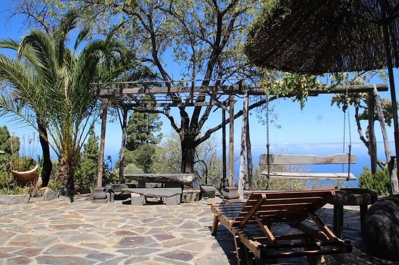Traditional Canarian Retreat: Casa Francisco with Private Pool, Terrac