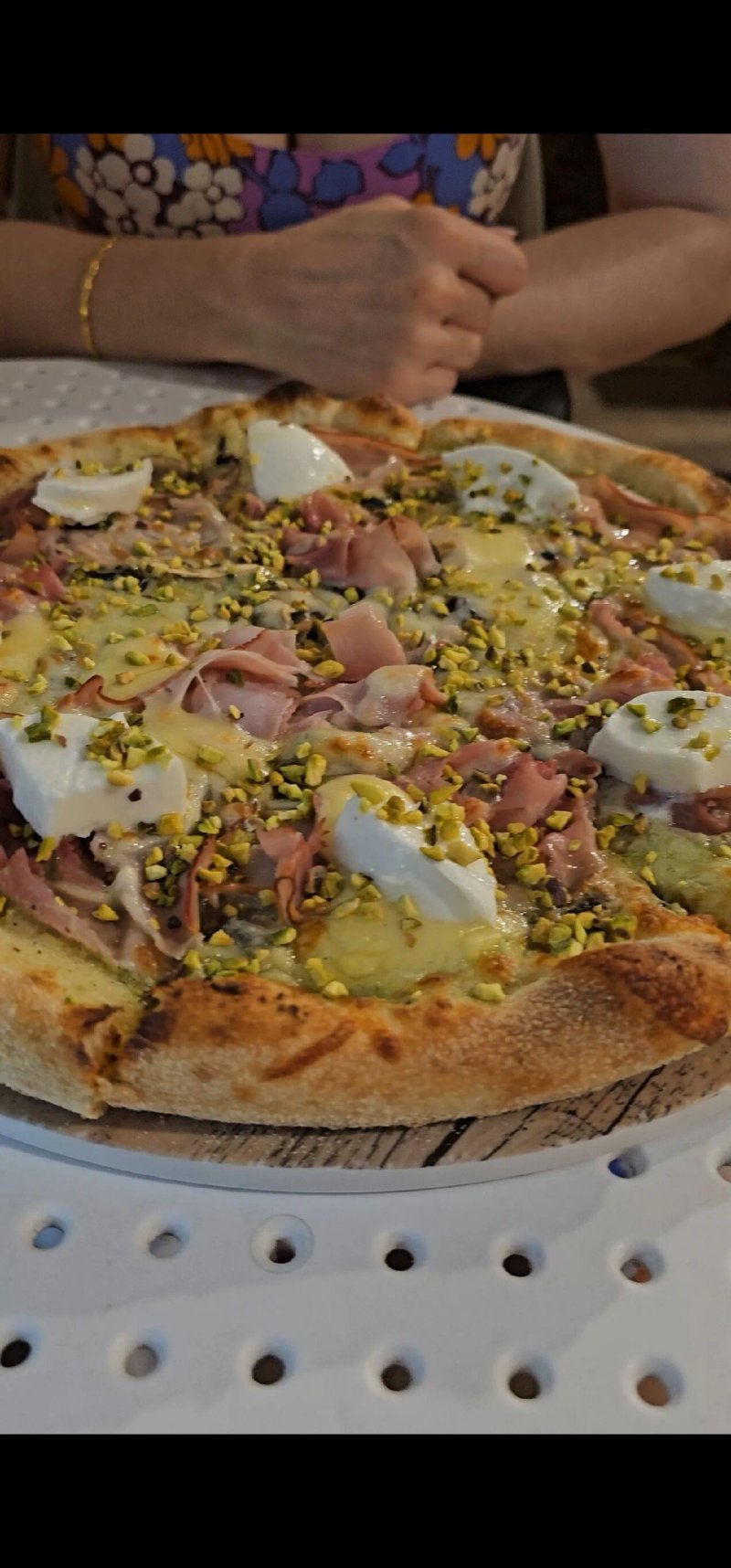 Claudio's Pizzas