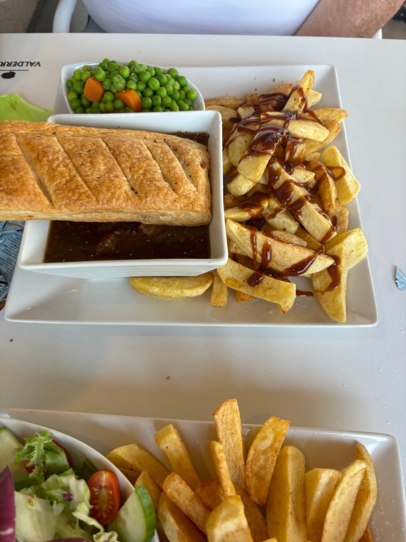 KD's bar & restaurant