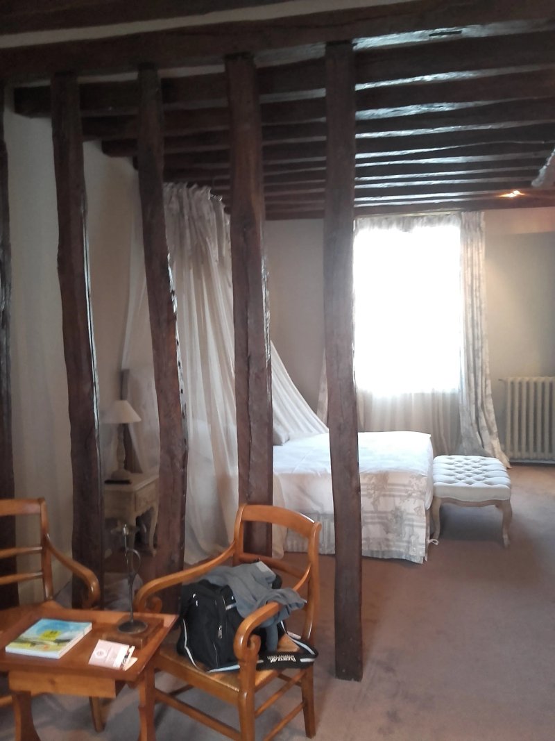 Logis Hôtel le Cheval Blanc