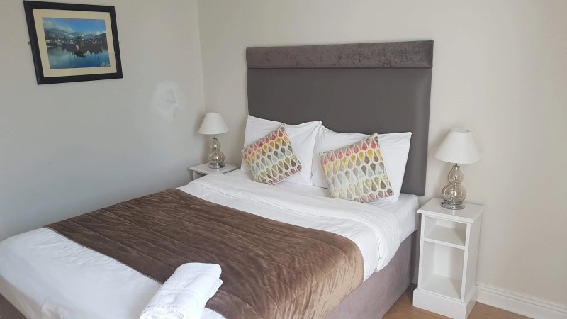 Dingle Harbour Lodge