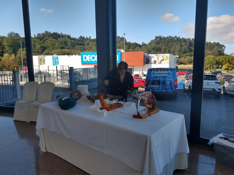 Jamoneria Cavamontes