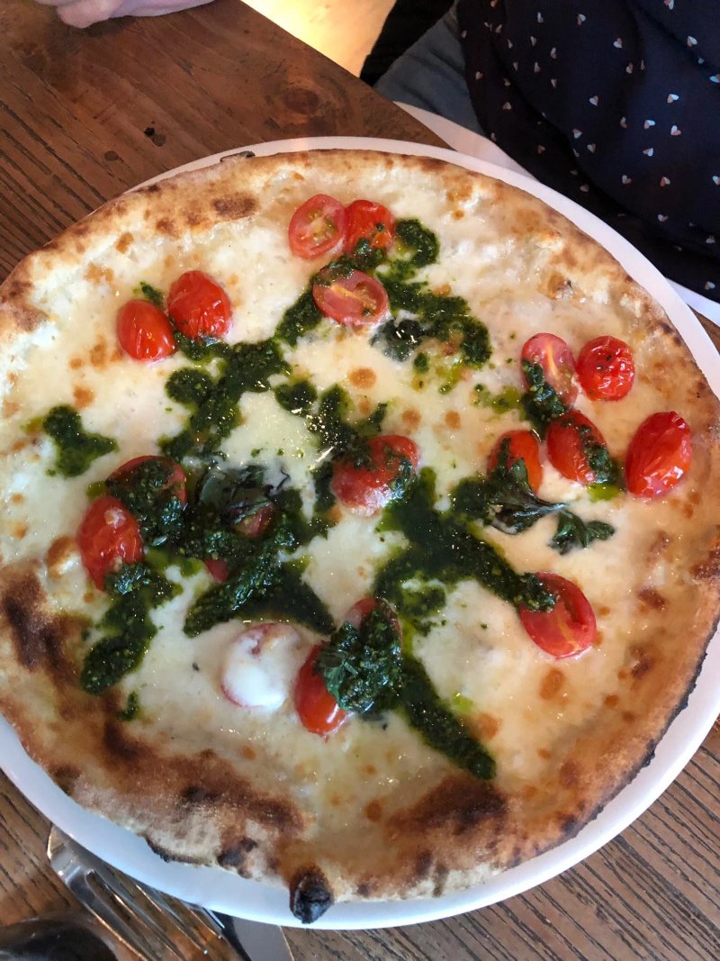 Burrata Goudenregenplein
