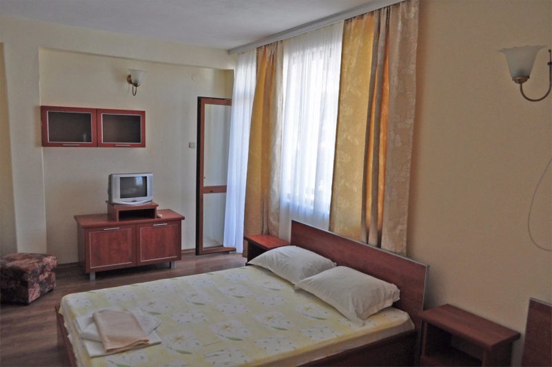 Family Hotel Green Home