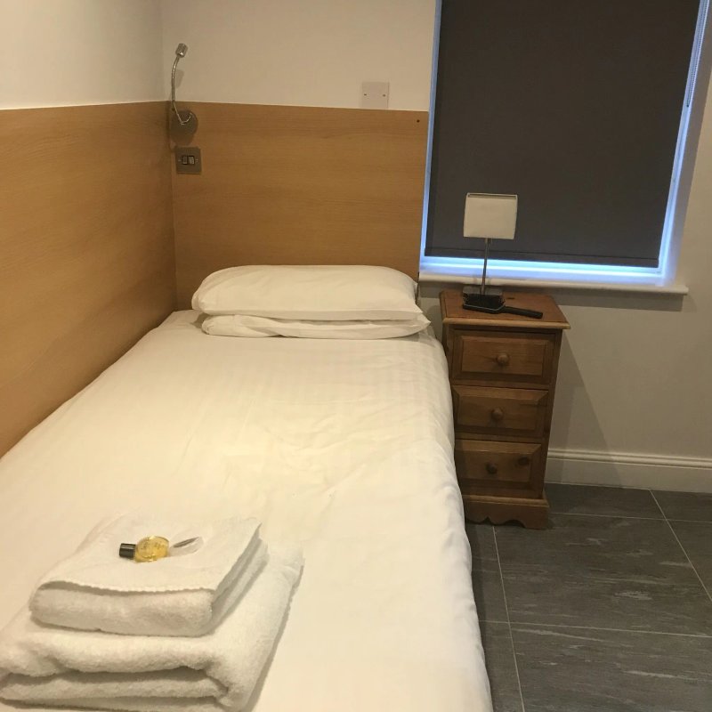 Gidea Park Hotel