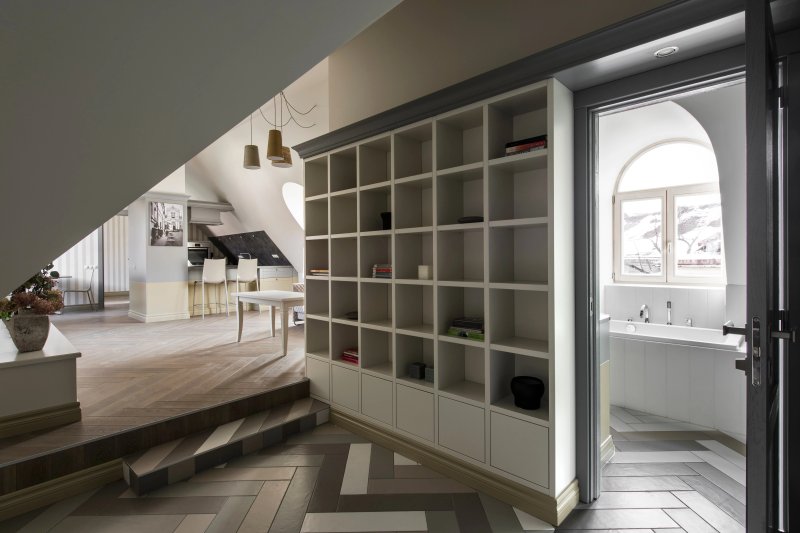 City Entrance Apartment