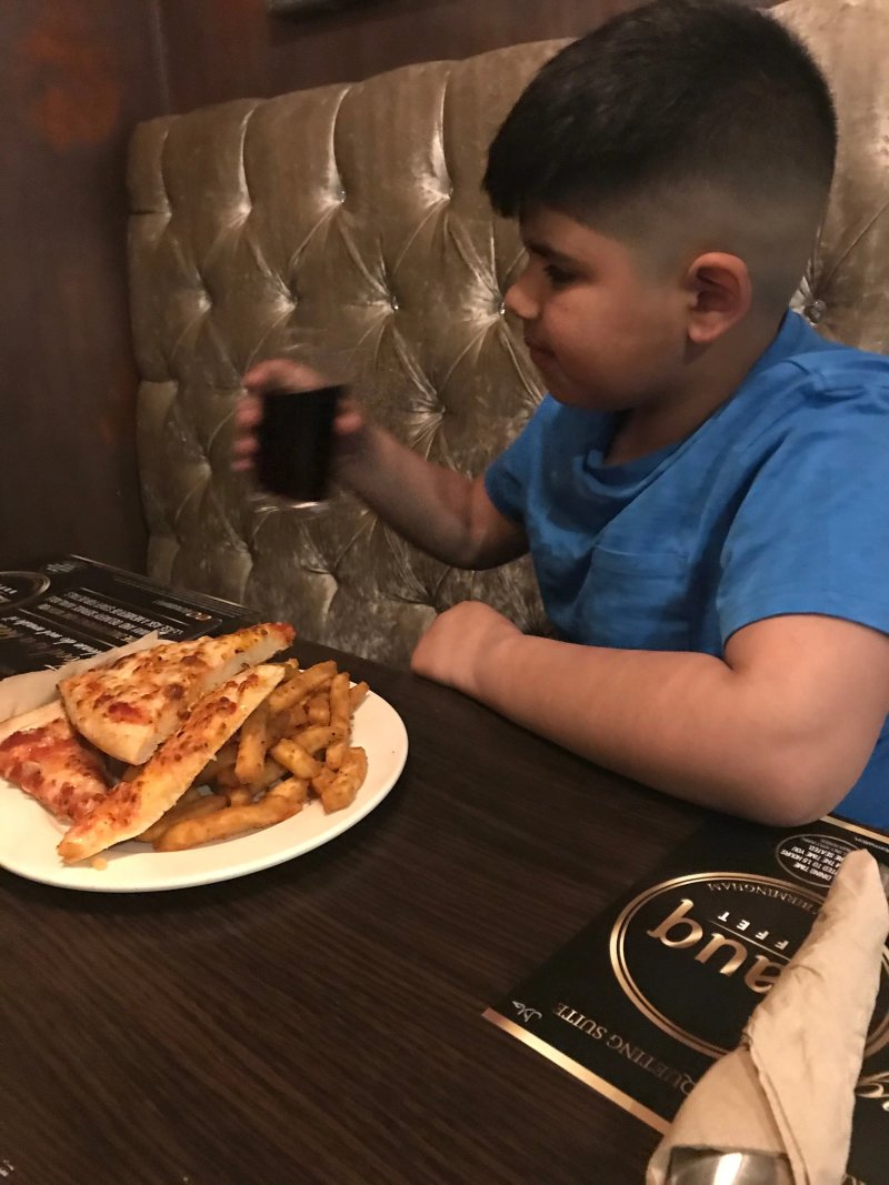 Zauq Buffet