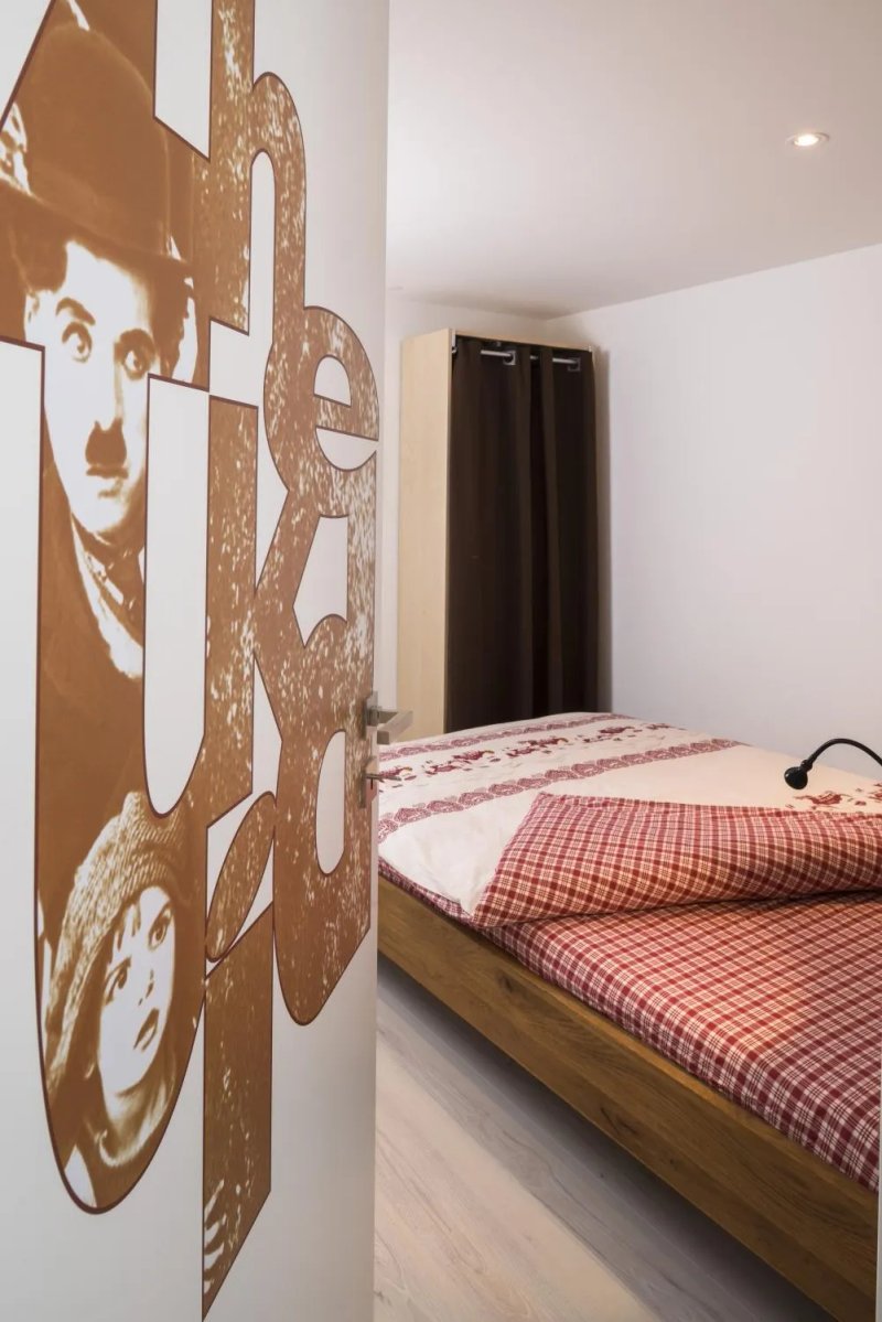 Bed & Breakfast 7e Art