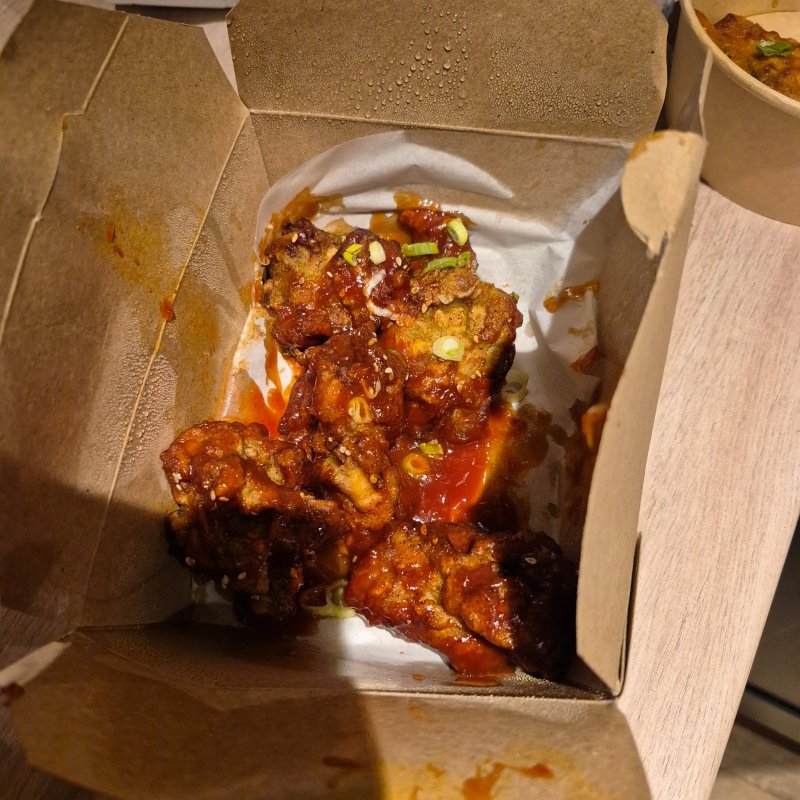 Omomo Korean Street Food + Bubble Tea