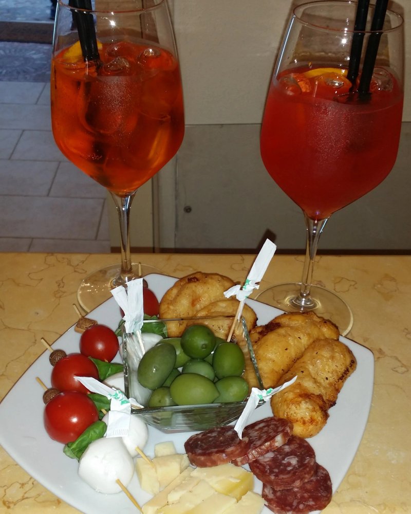 Seggio Gintoneria Cocktail Bar