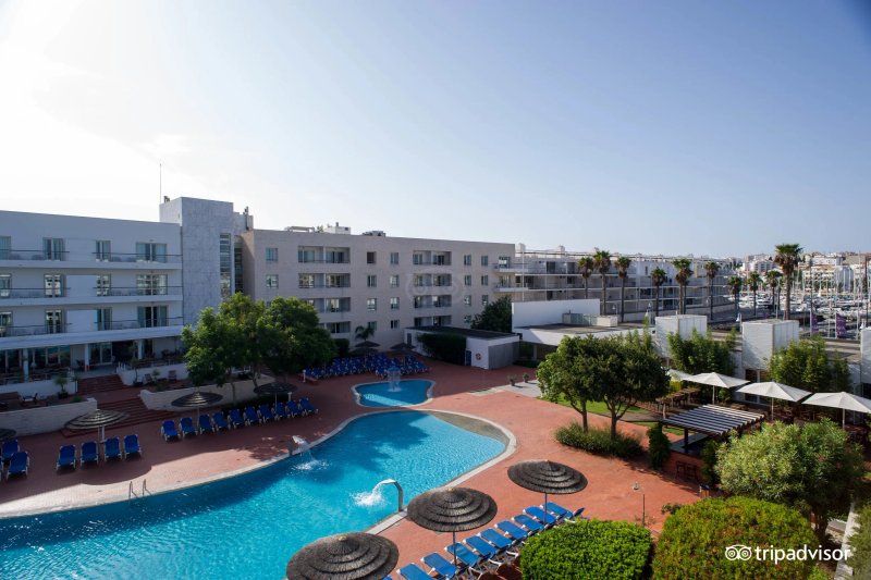 Marina Club Lagos Resort
