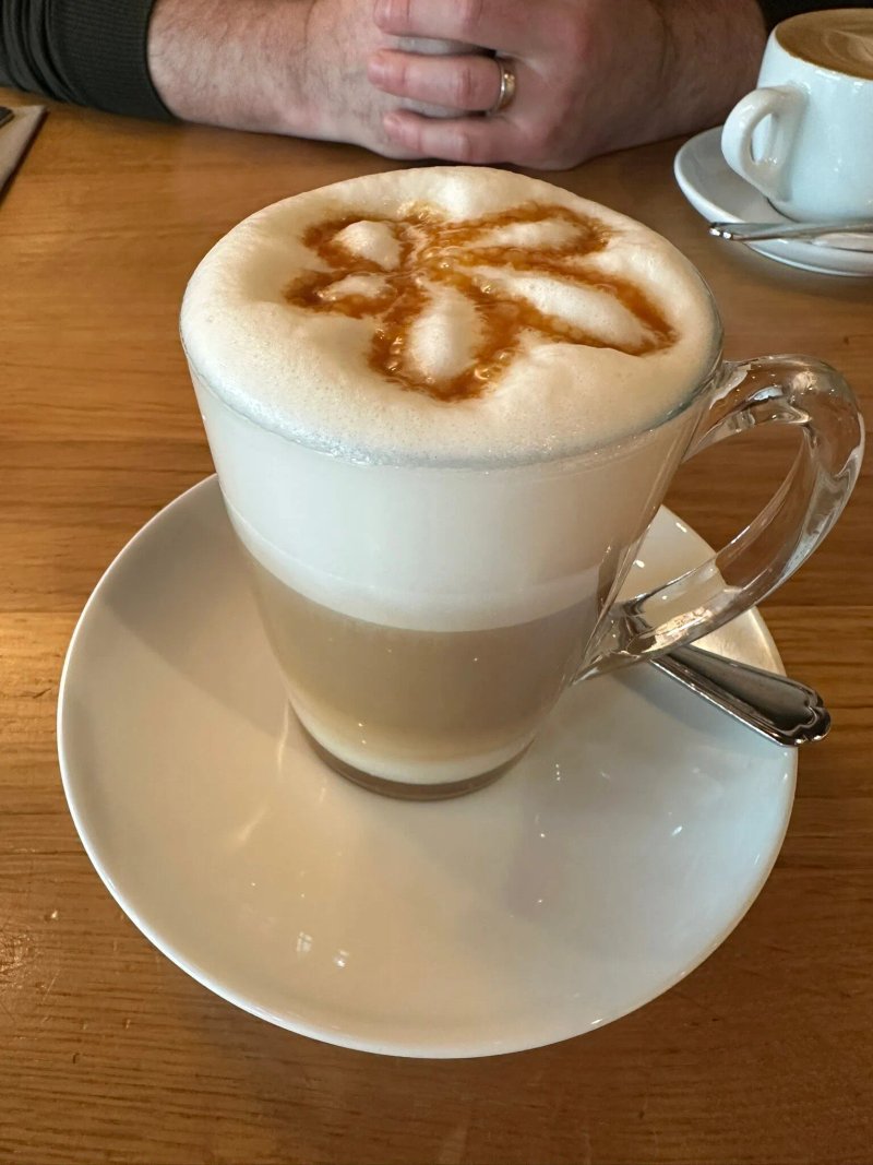 Two Hands Coffeehouse