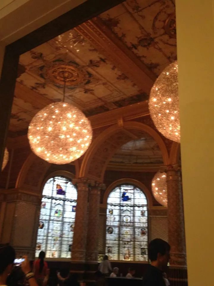 Benugo - Victoria & Albert Museum