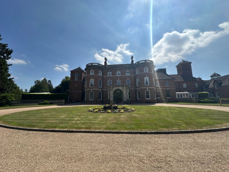 Oakley Hall Hotel