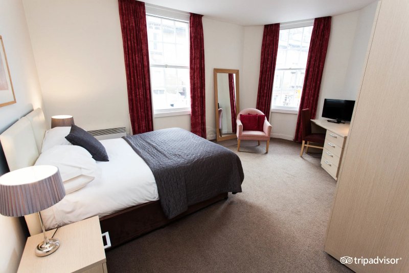 SACO Bath - St James's Parade