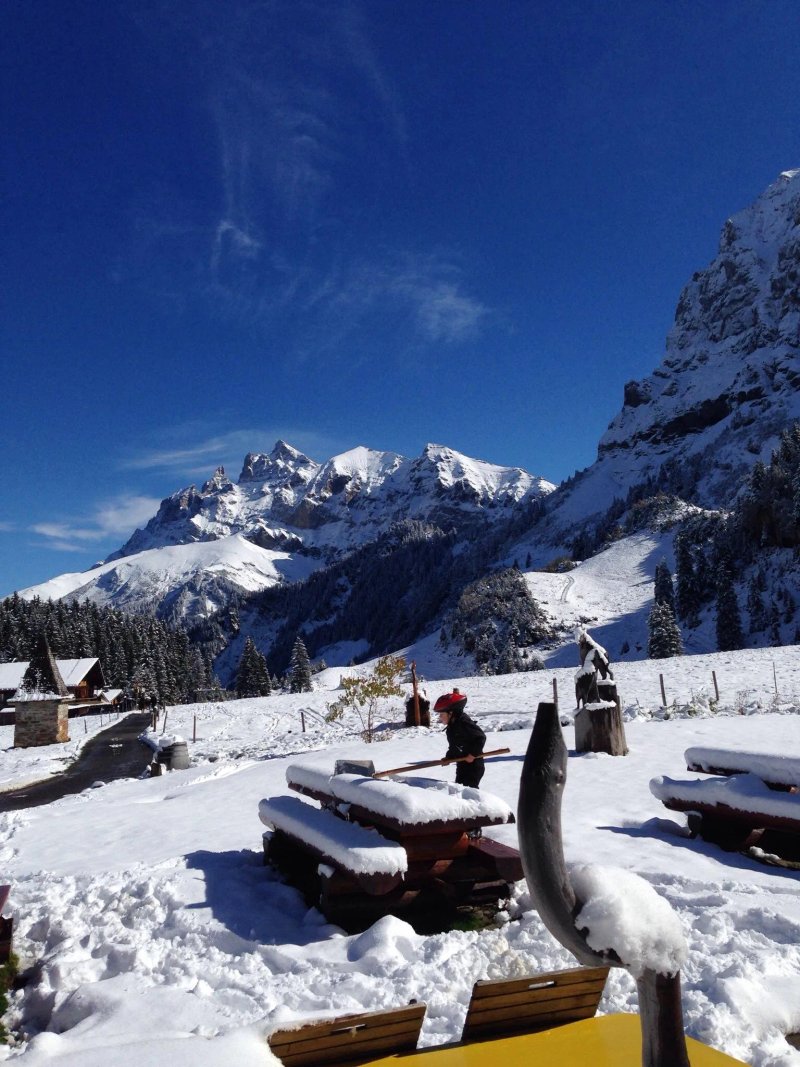 Cantine Des Dents Blanches