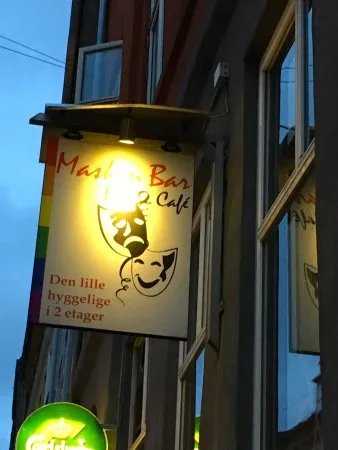 Masken Bar