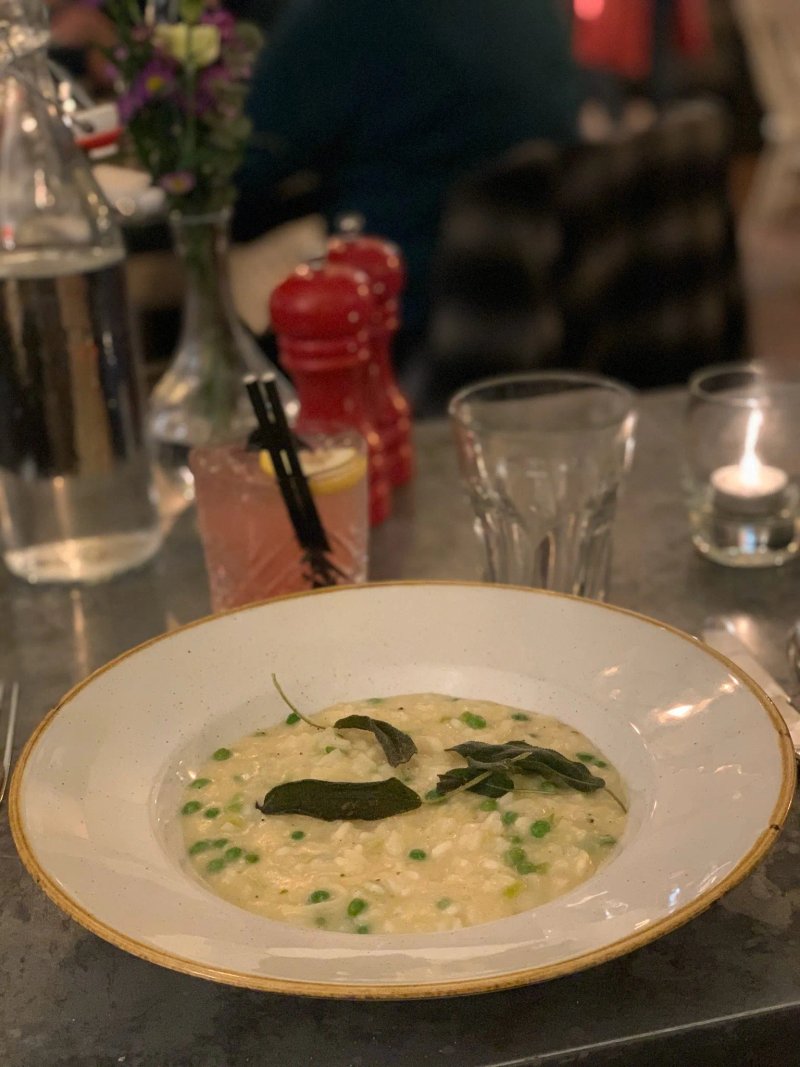 Bel & The Dragon Cookham