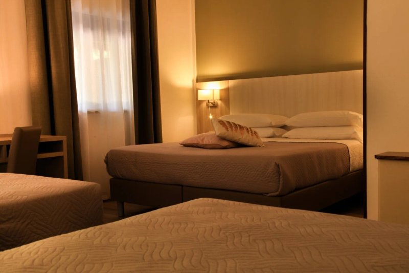 Hotel Pausania Inn