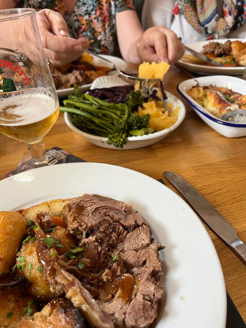 The Queens Arms