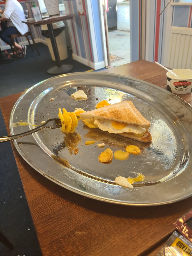 Bowlers Cafe