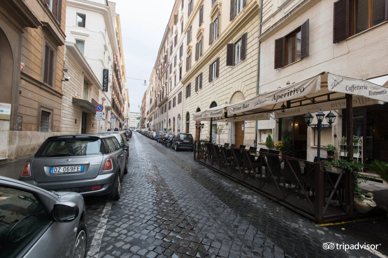 Rome Life Hotel
