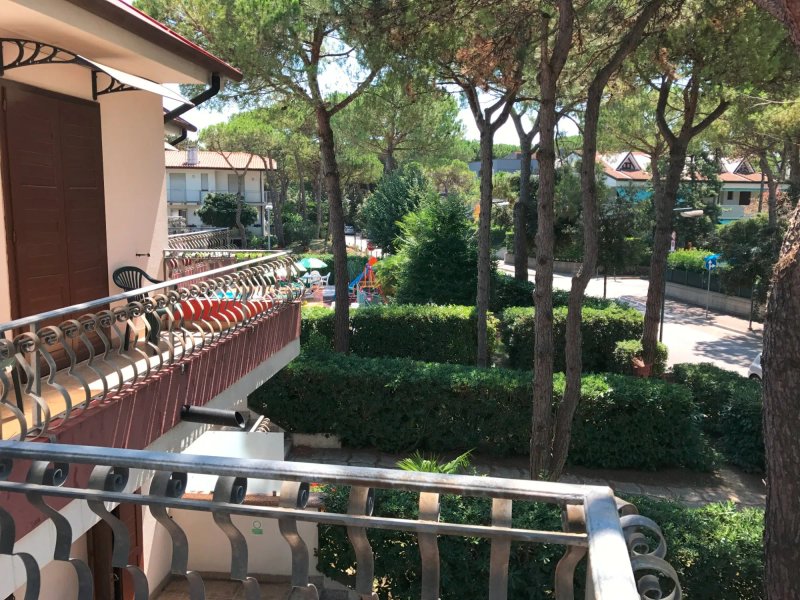 Casa Bianca Village Apartments