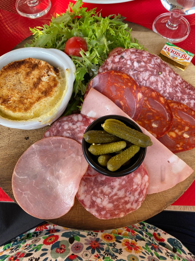 Brasserie le Caveau
