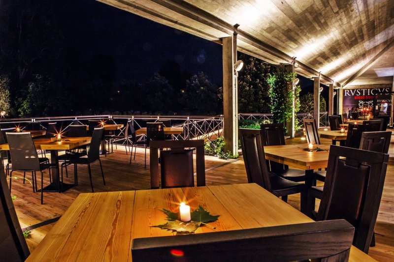 Rusticus Steakhouse