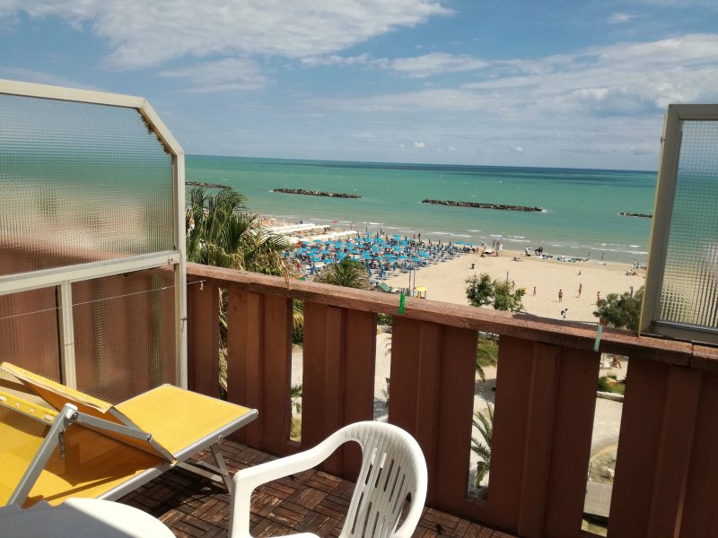 Hotel Girasole frontemare