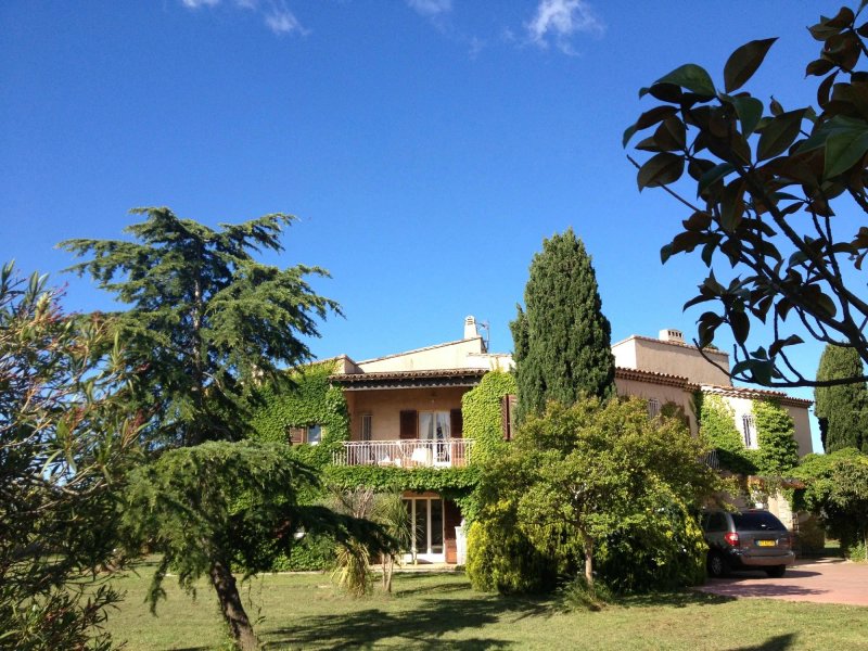Villa Mercedes