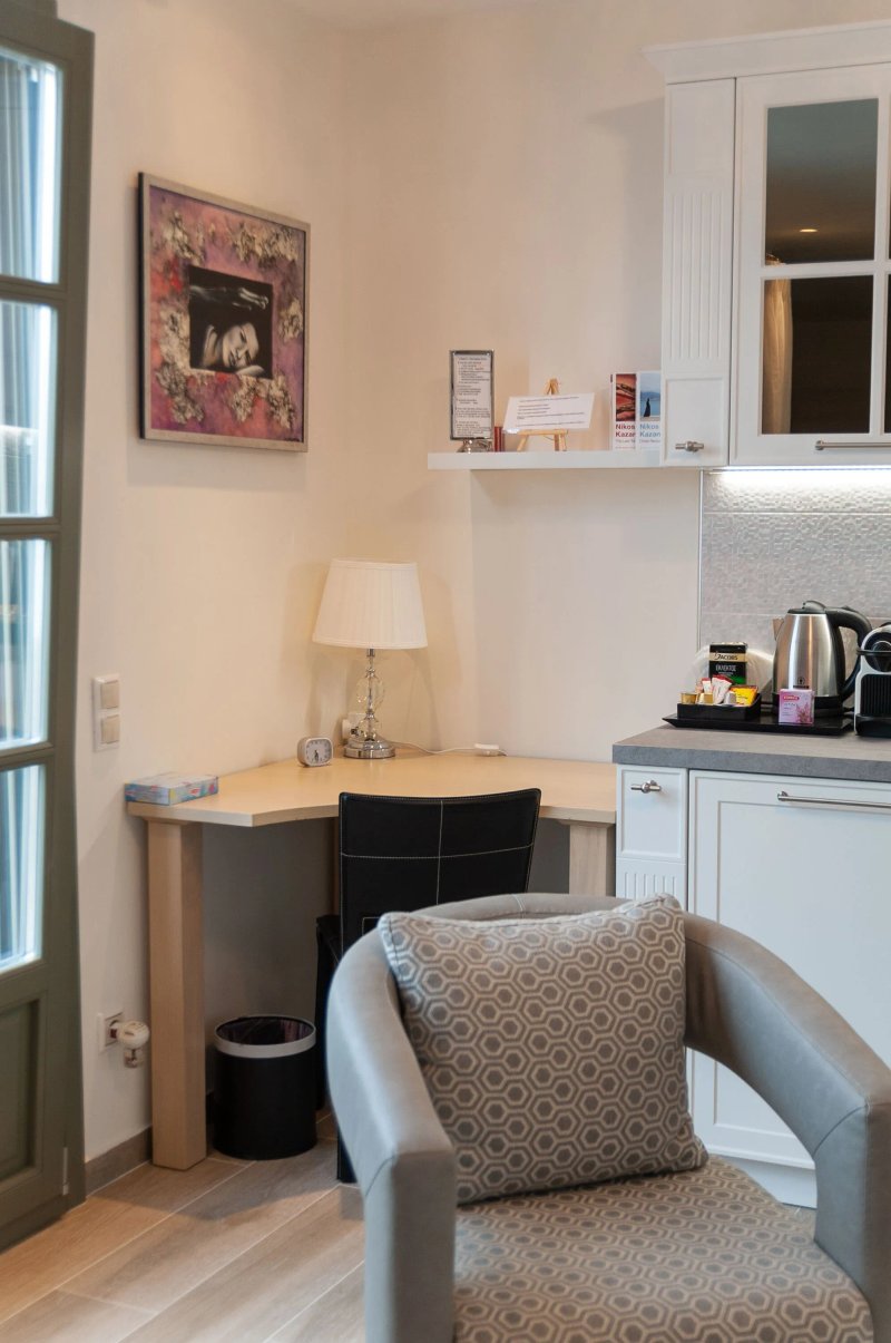 Faces Art Suites