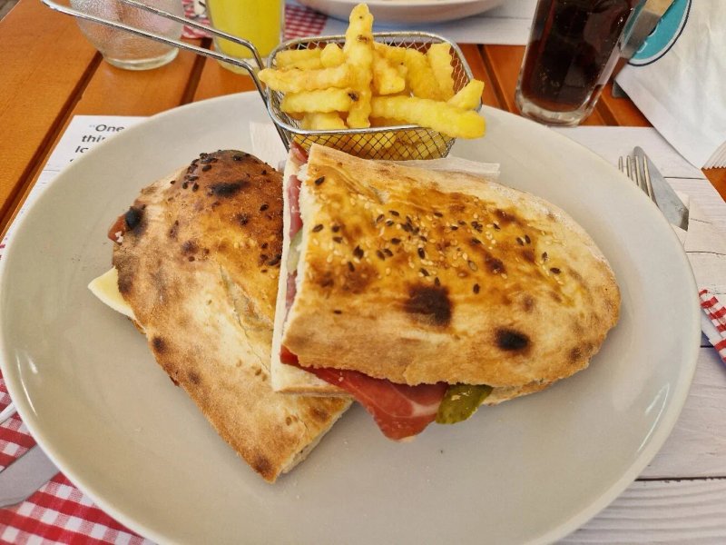 Restobar Dvor