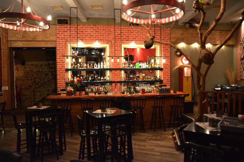 Poco Loco Cantina-Cocktaileria Mexicana