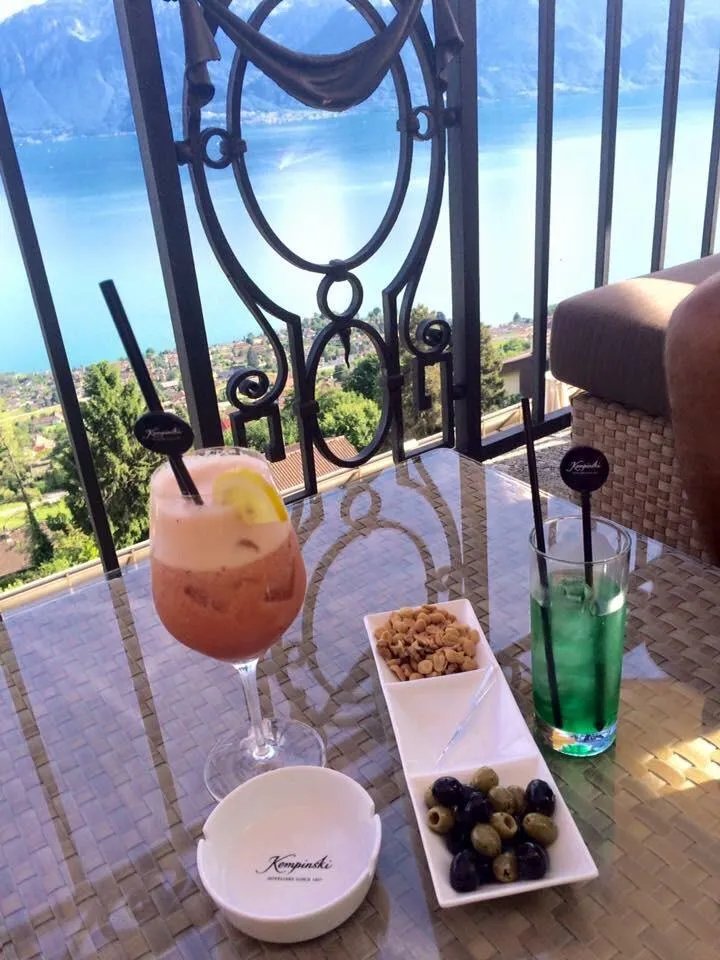 Mirador Lounge